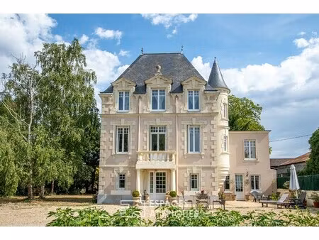 maison de luxe à vendre au le plessis-grammoire