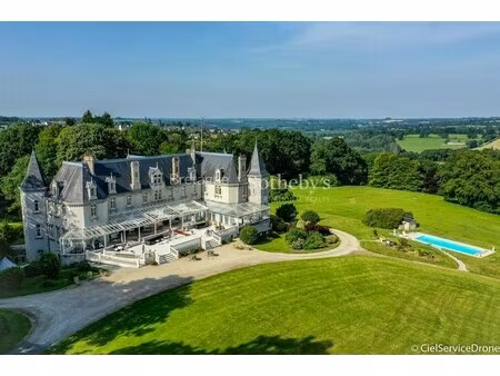 château à vendre à saint-goazec