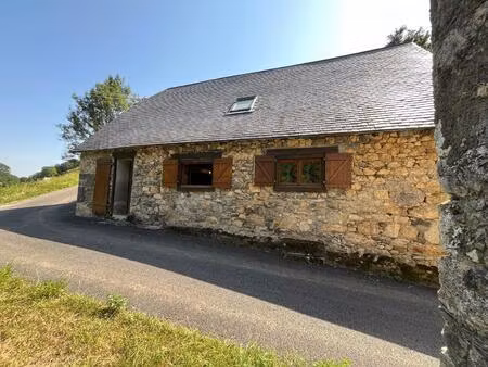 ancienne grange rénovée en maison d'habitation