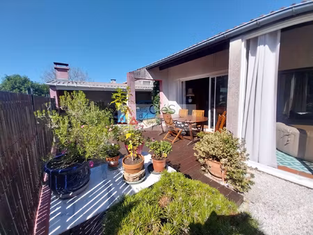 maison de village avec jardin