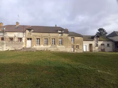 maison de village - 126m ²