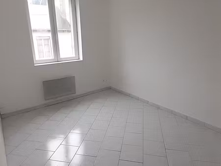 studio à louer neuilly-en-thelle 20 94 m2