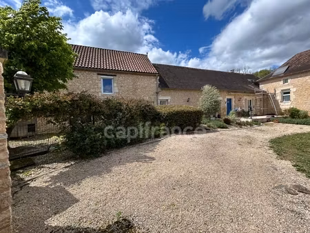 dpt dordogne (24)  à vendre coulaures maison p11 de 390 m² - terrain de 4 828 00 m² - plai