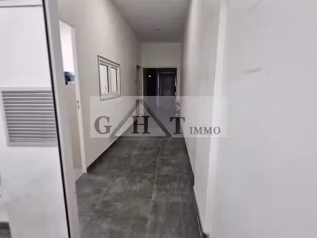 a vendre 273 m² entrepot bureaux a tremblay en france