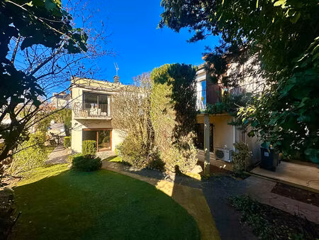 à vendre à poitiers maison t7 200 m2