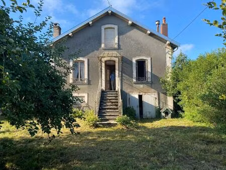 maison independante   proche des commerces