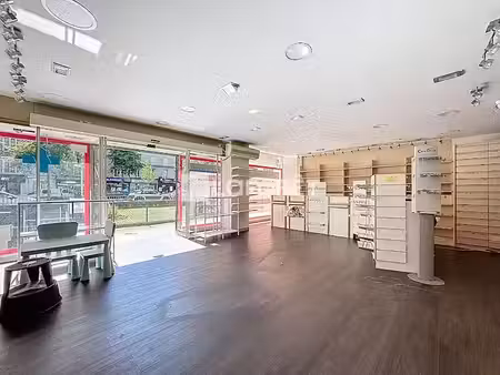 location locaux professionnels 0 pièces 80 m² à sceaux (92330)  3 500 €