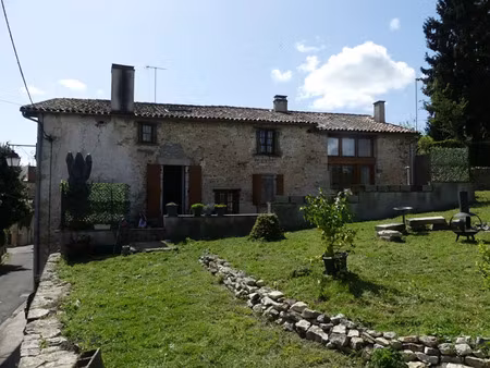 maison 7 pièces 130 m² à vendre / acheter charroux 86250 ? | era immobilier