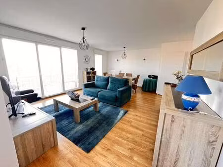 vente appartement 3 pièces aux sables-d'olonne (85100) : à vendre 3 pièces / 82m² les sabl