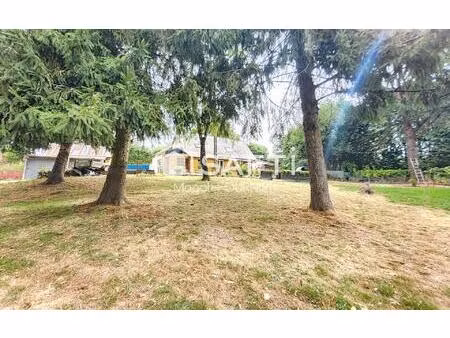 tranquillité et calme assuré pour cette maison avec potentiel d’agrandissement