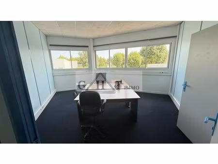 bureau de 160 m² en r+1 – 1335 € ttc/mois (hors tva)