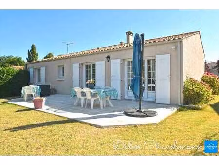 vente maison à saint-vivien (17220) : à vendre / 91m² saint-vivien