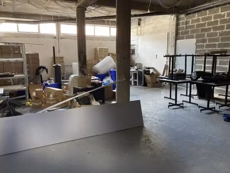 à louer fonds de commerce 200 m² – 700 € |maubeuge