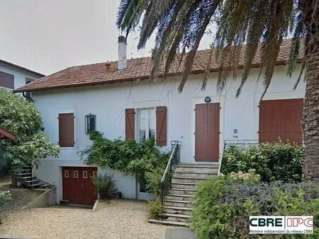 vente bureau arcangues 309 m²