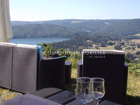 villa 4pièce(s) 2chambre(s) 90 m² le lac-d'issarlès (07470)