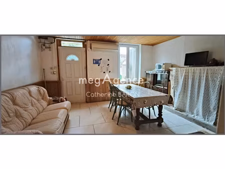 vente maison 7 pièces 147 m² à matha (17160)  89 000 €