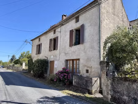 vente maison 4 pièces 120 m² à saint-cyprien (24220)  106 920 €