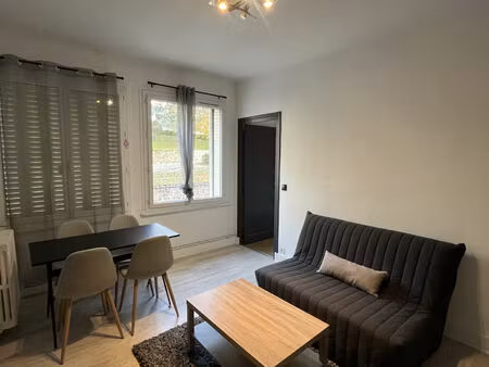 location appartement 2 pièces 41 m² à annonay (07100)