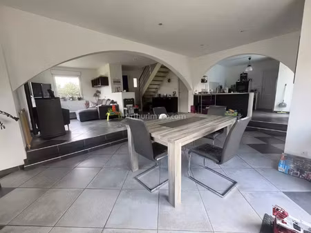 vente maison 7 pièces 142 m2 à saint-maudez