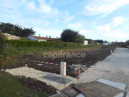 dpt charente maritime (17)  ile d'oleron  à vendre la bree les bains terrain 336 m²