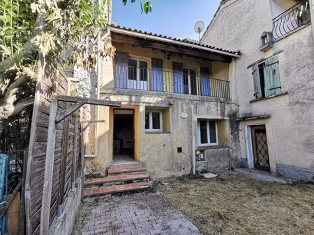 maison de village avec cour et terrasse