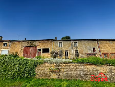 maison à rénover à servion avec grange et vaste terrain