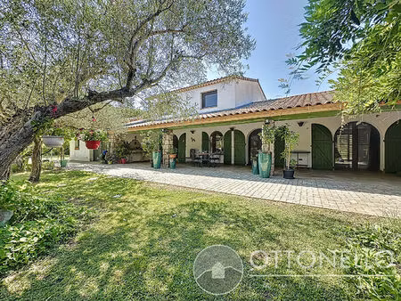 villa roquebrune sur argens 6 pièces 260.58 m2 sur 12 500 m2 de terrain avec piscine et te