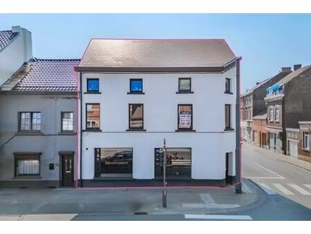 immeuble rénové avec une belle rentabilité à jumet!