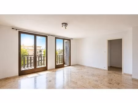 appartement t3 lumineux avec terrasse - projet investisseur