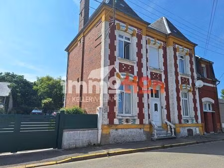 maison de caractère  gros volumes: 6 chambres