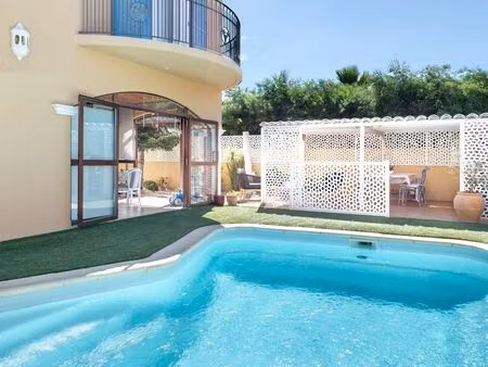 vente maison 4 pièces 145 m² villeneuve-de-la-raho (66180)