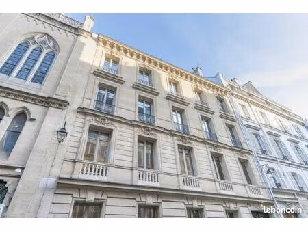 bureaux hôtel 1 159 m²
