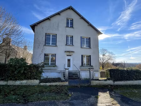 jars  une maison d'habitation de 168 m2