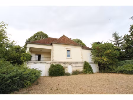 charmante maison familiale à la marche beau terrain et cac