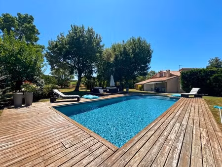 maison de luxe à vendre à tarabel