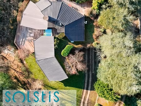 maison de luxe à vendre à l'l'étrat