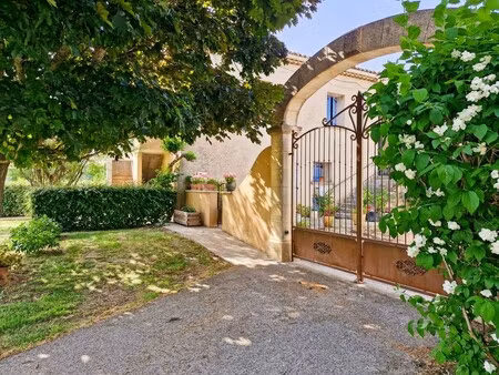 propriété à vendre à simiane-la-rotonde