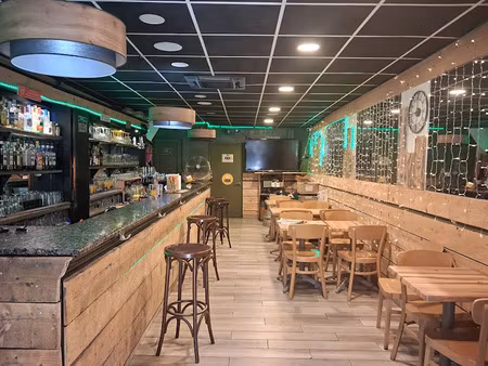 vente locaux professionnels 80 m² à rousset (13790)  180 000 €