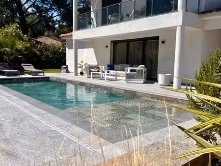 location piscine