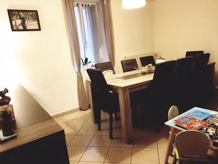 location maison 5 pièces 90.7 m² à vendrest (77440)  835 €