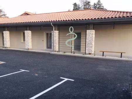 location locaux professionnels à carsan (30130)  465 €