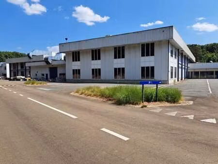 ensemble semi-industriel de 2.006m²