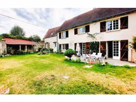 maison en pierre de 178 m² à fresnoy-la-riviere
