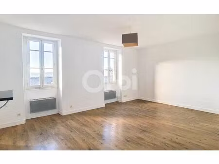 location appartement  m² t-3 à terrasson-lavilledieu  470 €