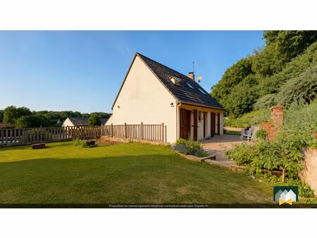 environnement verdoyant dans une impasse