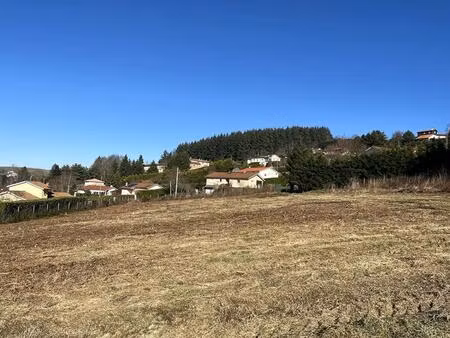 belle parcelle de terrain de 760 m² avec vue dégagée
