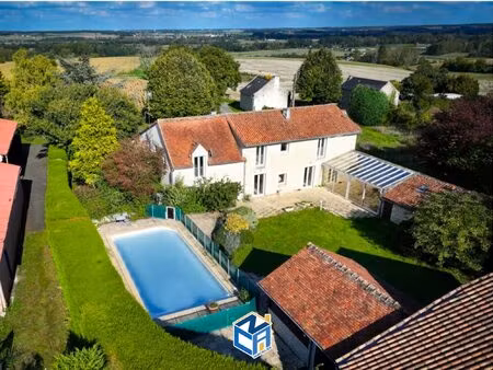 demeure de charme avec piscine