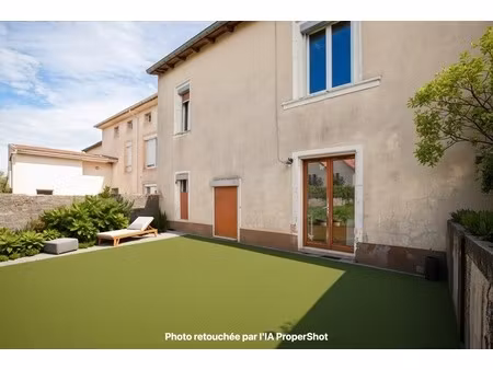 une maison de caractère à réinventer