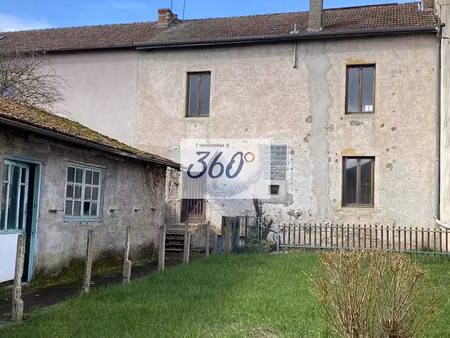 vente appartement 5 pièces 111 m² à salornay-sur-guye (71250)  75 600 €