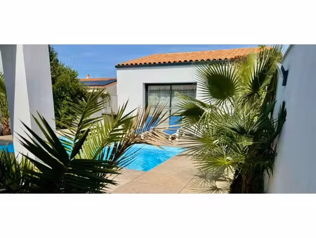 maison 4 pièces 137 m² à vendre / acheter périgny 17180 ? | era immobilier